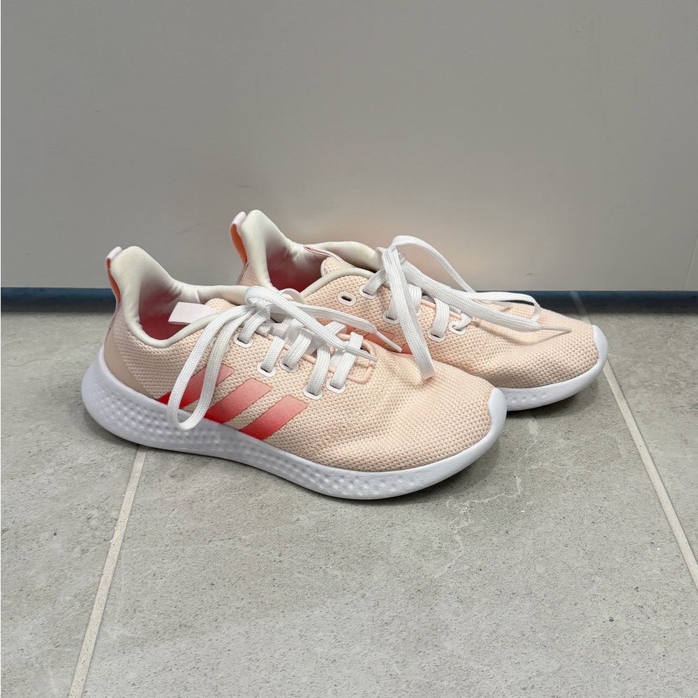 adidas Puremotion | US 7.5 | Peach Blush / Coral